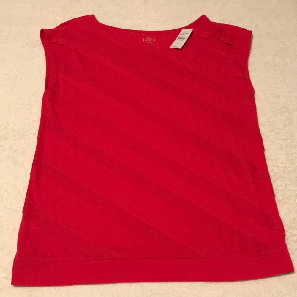 NWT Ann Taylor Loft red sleeveless blouse with diagonal trim design Size L